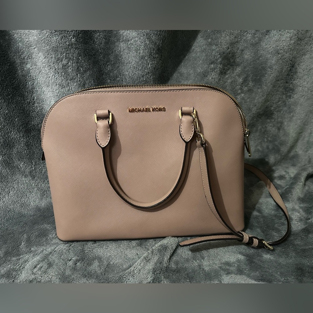 Soft Pink Michael Kors Purse